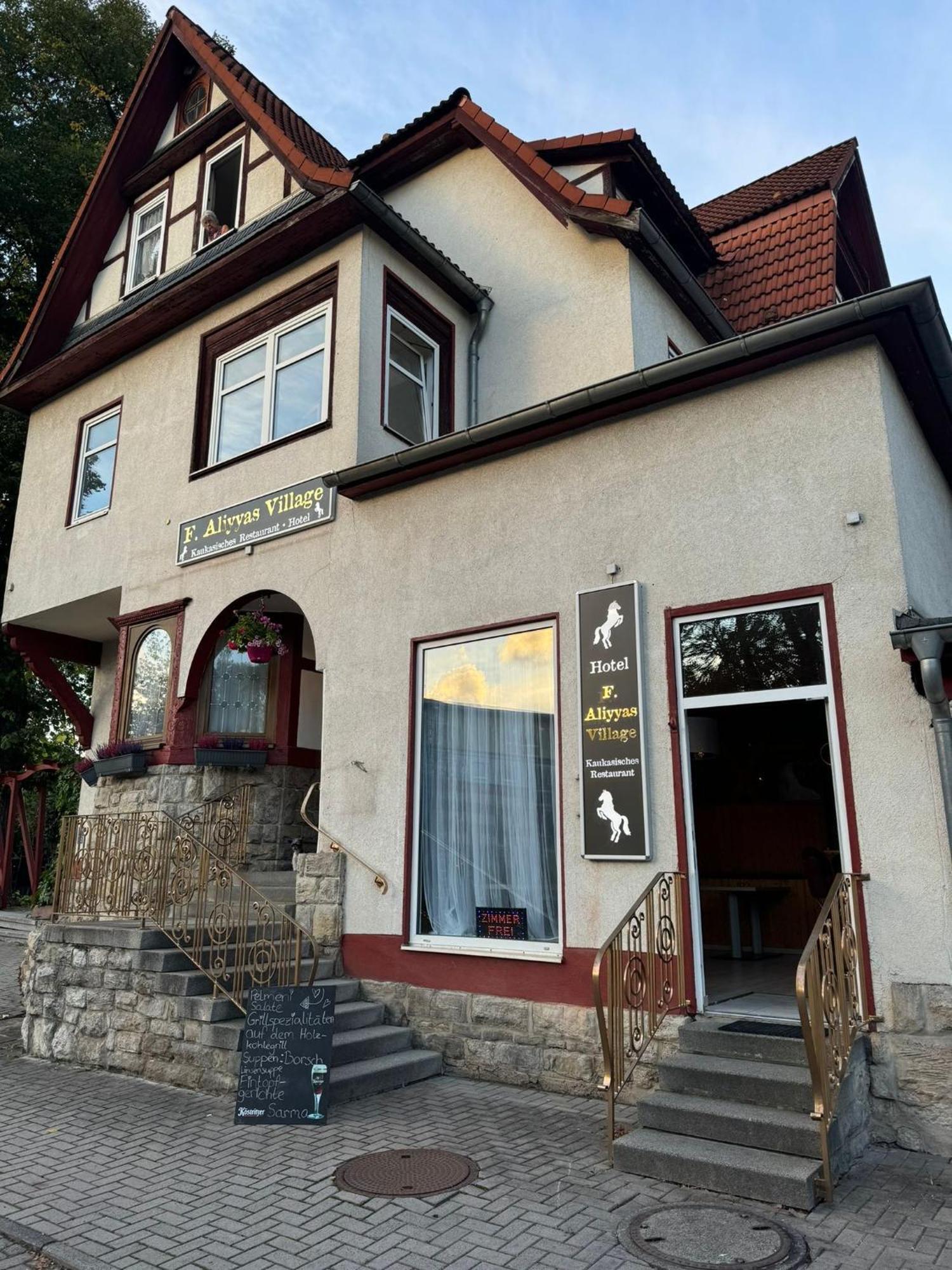 Faliyyas Village Майнинген Екстериор снимка