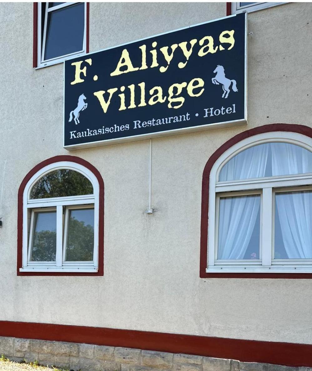Faliyyas Village Майнинген Екстериор снимка