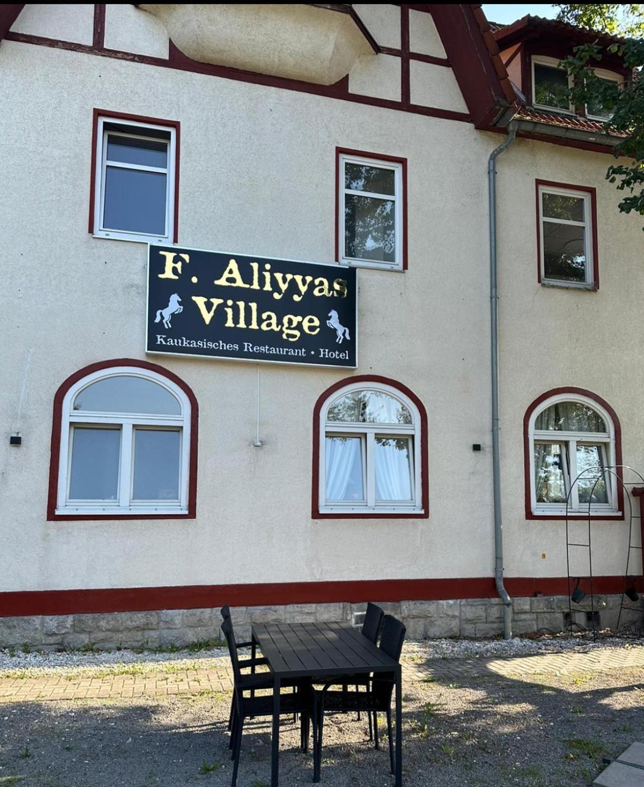 Faliyyas Village Майнинген Екстериор снимка
